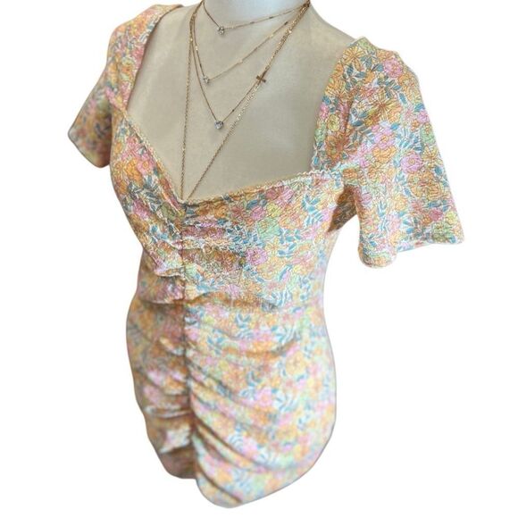ASOS Design Textured Ruched Mini Dress Short Sleeves Pastel Floral Size 10 - Picture 8 of 16